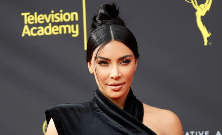 Të burgosurit po ndihmojnë në shuarjen e zjarrit, thirrja e Kim Kardashian