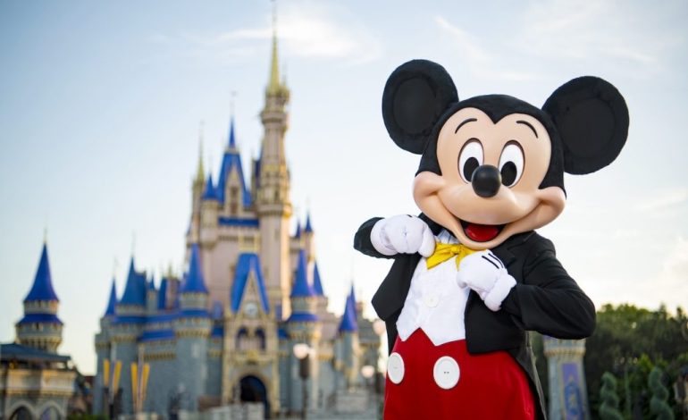 Disney përballet me padi për vjedhjen e skenarit, 10 miliardë euro dëmshpërblim