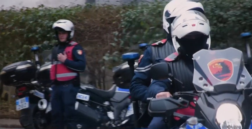 “Krimi i organizuar ka implikuar nivelet drejtuese të Policisë shqiptare”/ Analiza e VOA: U zbuluan përmes komunikimeve të aplikacionit Sky ECC