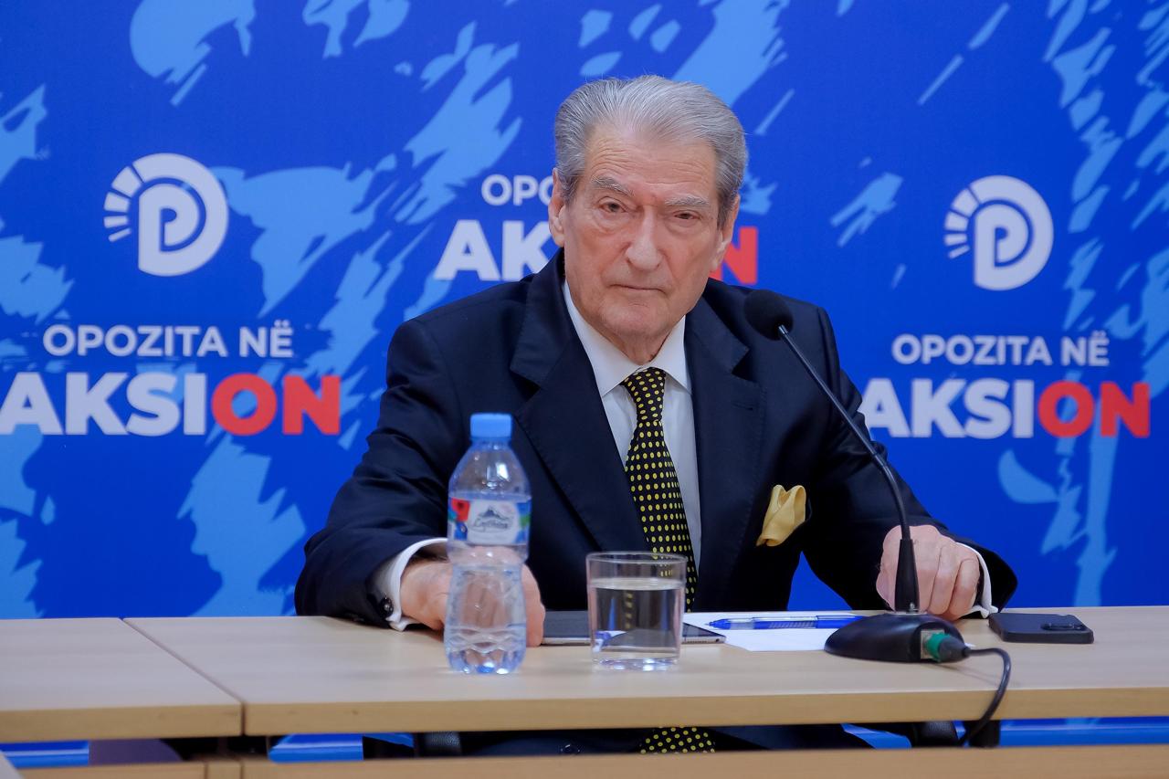 Apeli i GJKKO-së rikthen masën e sigurisë “detyrim paraqitje”, Sali Berisha: Parlamenti ka dhënë autorizim për arrestimin tim! Çështja do shkojë në Strasburg