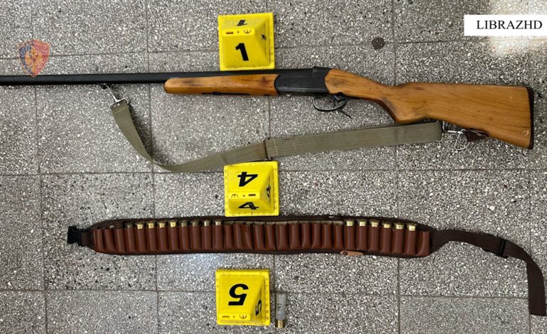 U zunë për prona/ Qëlloi në ajër gjatë konfliktit me fqinjin, arrestohet 42-vjeçari në Librazhd (EMRI)