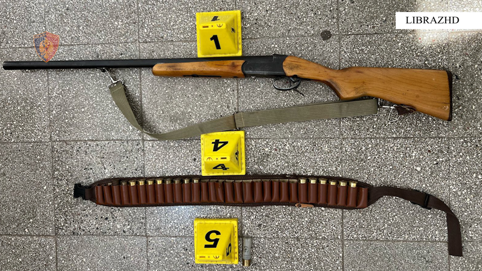 U zunë për prona/ Qëlloi në ajër gjatë konfliktit me fqinjin, arrestohet 42-vjeçari në Librazhd (EMRI)
