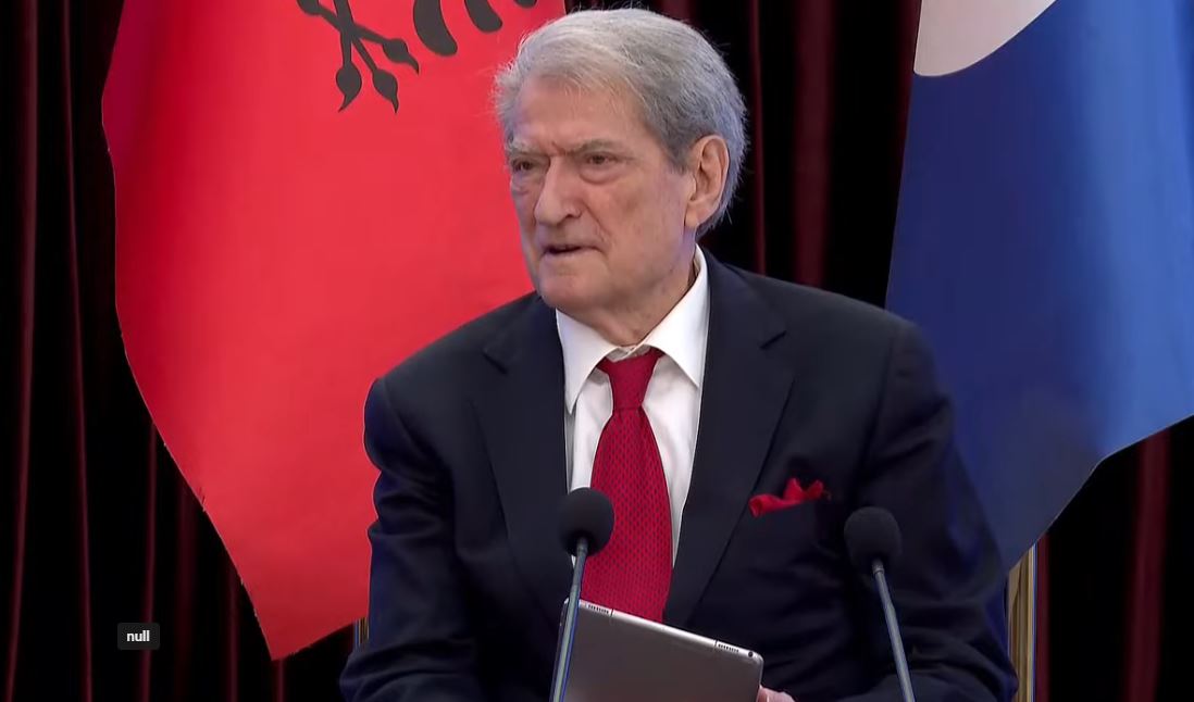 “Siguria ushqimore”/ Berisha: Kontrolli i ushqimeve në “duart” e mafies! Shqipëria nuk plotëson asnjë standard të BE-së
