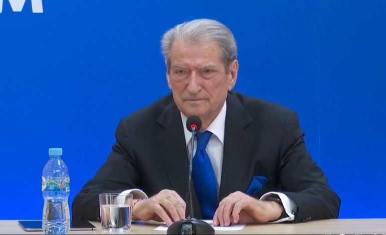 Berisha: Nënat dhe gratë shqiptare do jenë të parat që do e ndëshkojnë Ramën, për atë që ai u ka bërë atyre ndër vite