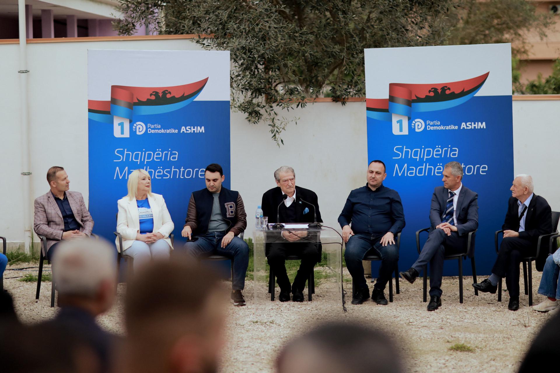 Berisha-diasporës: Refuzoni fotografimin e votës. Votoni ndryshimin për t’u ndarë nga e keqja që po zbraz Shqipërinë