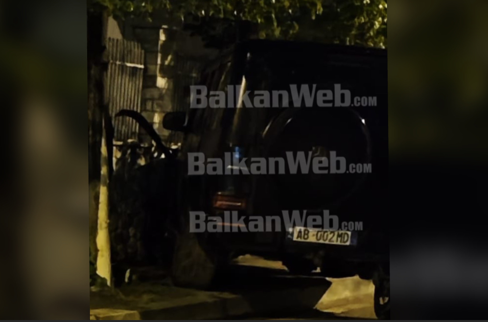 FOTO+VIDEO/ Atentati me 4 të plagosur në Tiranë, ky është G Class-i që u bë “shoshë” nga plumbat. Dinamika, autorët i ndoqën për 2 km, qëlluan mbi 30 herë