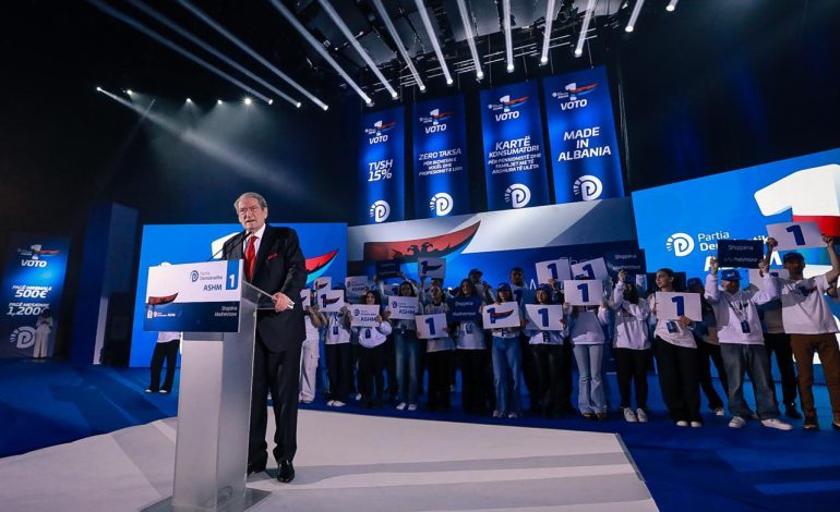 “Doja që Berisha i tretë të kalonte të parin e të dytin disa herë”, kreu i PD: S’më kanë interesuar kurrë pushteti dhe luksi
