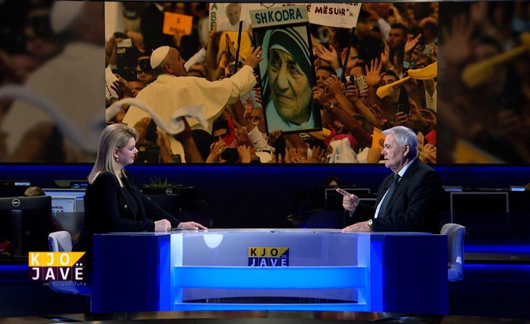 Vizita historike në Tiranë, Bushati: Ja pse Papa Françesku erdhi në Shqipëri, mesazhi i tij ishte…