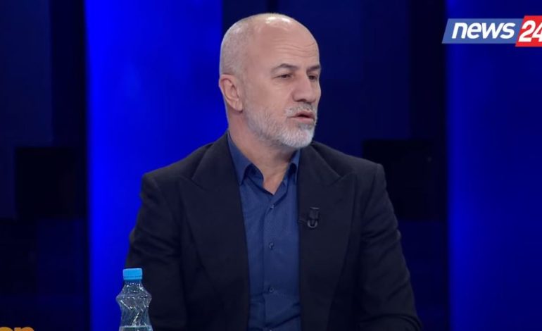 “Hipja në podium e LaCivita-s mesazh…”, Agim Baçi: Fushatën e PD po e bëjnë të rinjtë jo “garda” e vjetër. Duket “dora” e strategut