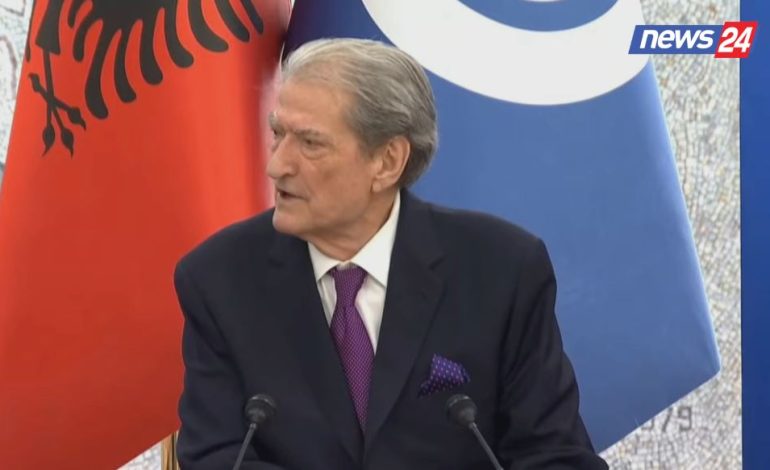 Berisha prezanton masat në mbështetje në Turizmit: Do të mbulojmë pagat e punonjësve jashtë sezonit