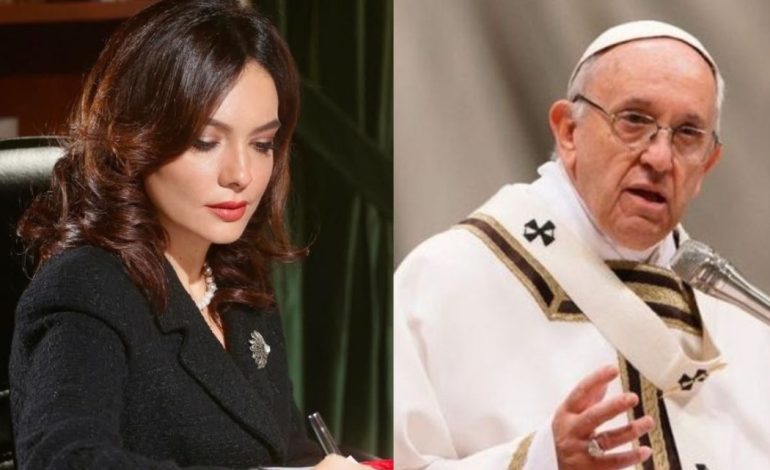 Spiropali, mesazh të ndjerë lamtumire Papa Françeskut: E ndrittë Drita e pambarueme!