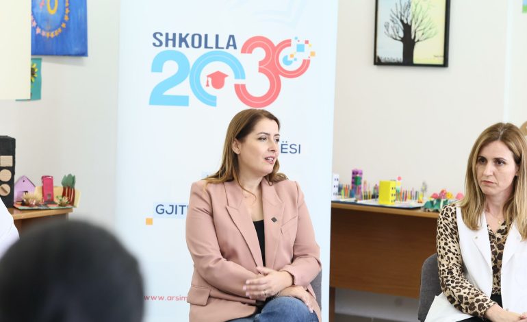 “Trajnime dhe programe të personalizuara për mësuesit”, Manastirliu: Rritim pagat dhe kredi me interes zero për shtëpi