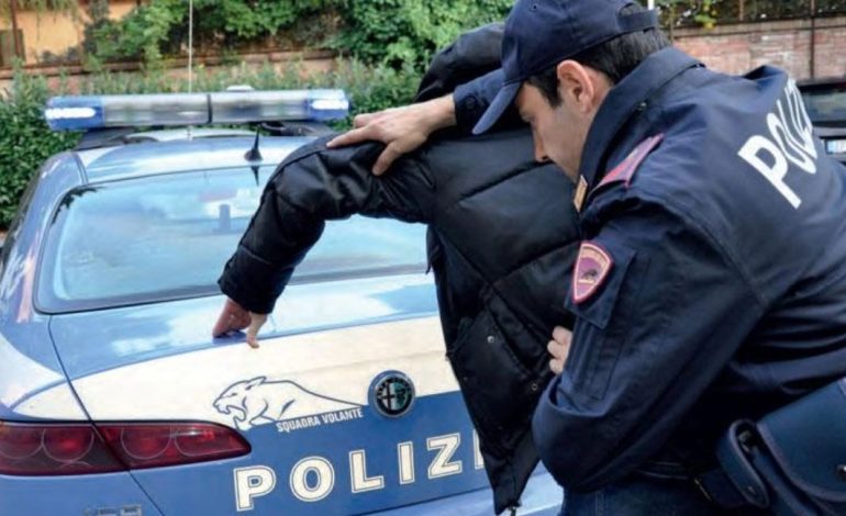 Zbulohet nga bisedat e Sky Ecc, i dënuar në Itali e Spanjë/ Vihet në pranga 37-vjeçari shqiptar, trafikoi drogë me vlerë mbi 2 milionë euro