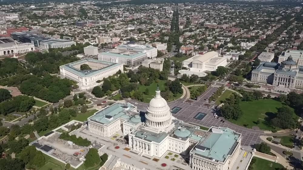 Senati amerikan prezanton rezolutën dypartiake për të mbrojtur refugjatët politikë iranianë në Shqipëri