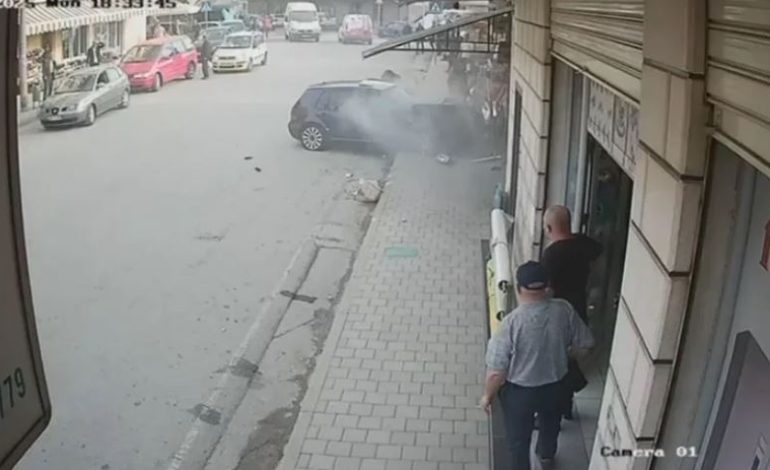 Aksidenti në Peshkopi ku u përplas efektivi! Policia informacion: Shoferi nën efektin e alkoolit