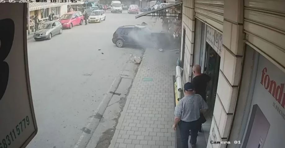 Aksidenti në Peshkopi ku u përplas efektivi! Policia informacion: Shoferi nën efektin e alkoolit