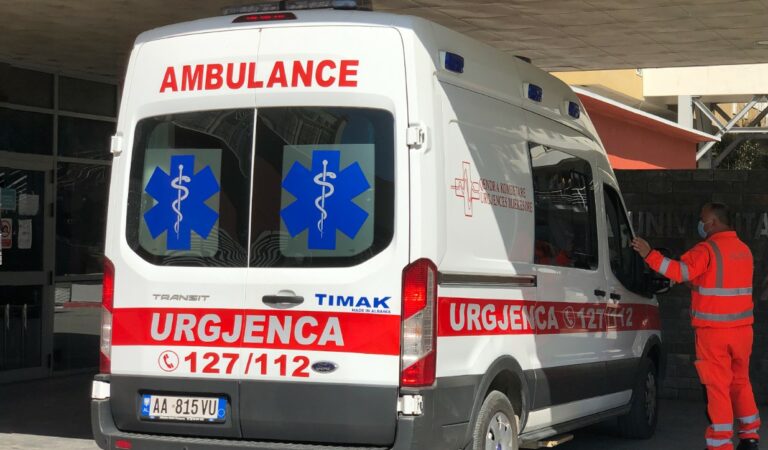 Rikthehen sherret mes adoleshentëve! Kanosi me mjet prerës dy të mitur, procedohet 14-vjeçari në Tiranë