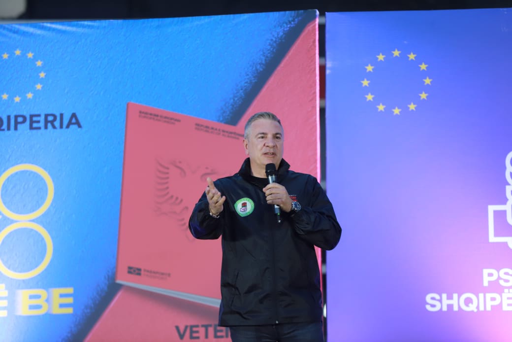 Vlorë/ Gjiknuri takim në Rajonin 2: Përtej garës brenda nesh, në 11 Maj duhet të jemi të gjithë bashkë në familjen socialiste!
