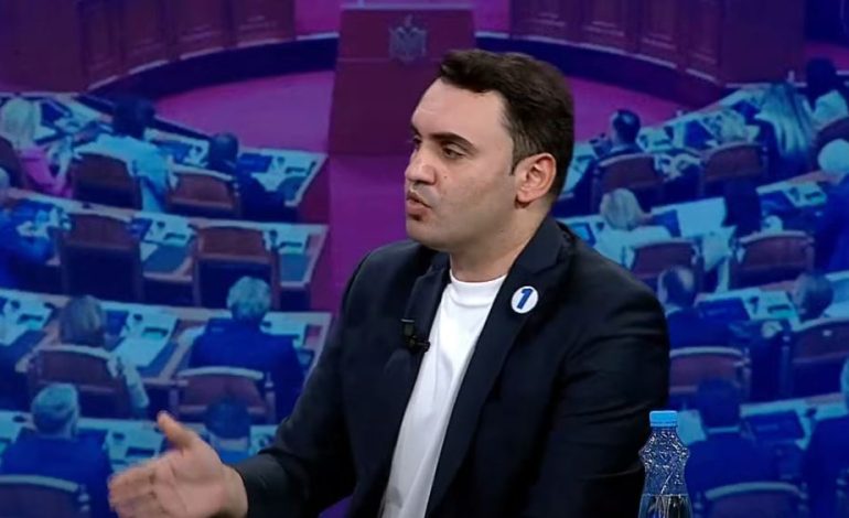 “Balluku ndërton 1 km rrugë me 26 mln euro, Unaza e Re ka 6 vite që nuk mbaron”, Këlliçi: Kjo histori duhet të marrë fund!