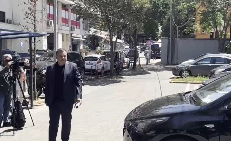 Basir Çollaku paraqitet në SPAK, kallëzim për shkelje elektorale katër ditë para zgjedhjeve