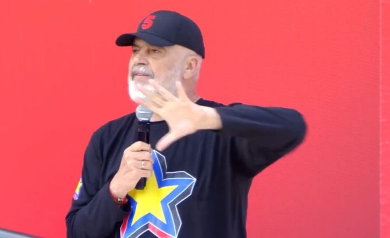“Nuk mund të lejojmë ne që i mbyturi të të mbytë”, Rama në Pogradec: Demokratët ta kuptojnë ku e hedhin votën