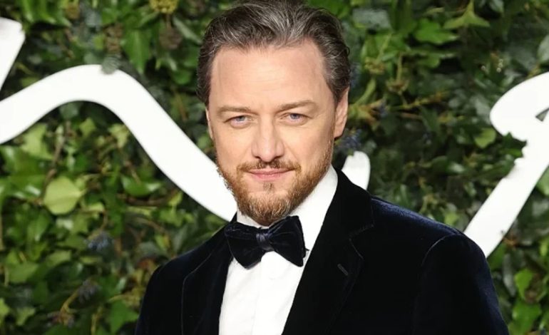 âNÃ« fÃ«mijÃ«ri doja tÃ« bÃ«hesha priftâ/ ‘RrÃ«fehet’ James McAvoy: Kur fillova tÃ« mendoja pÃ«r vajzat, kjo ndenjÃ«â¦