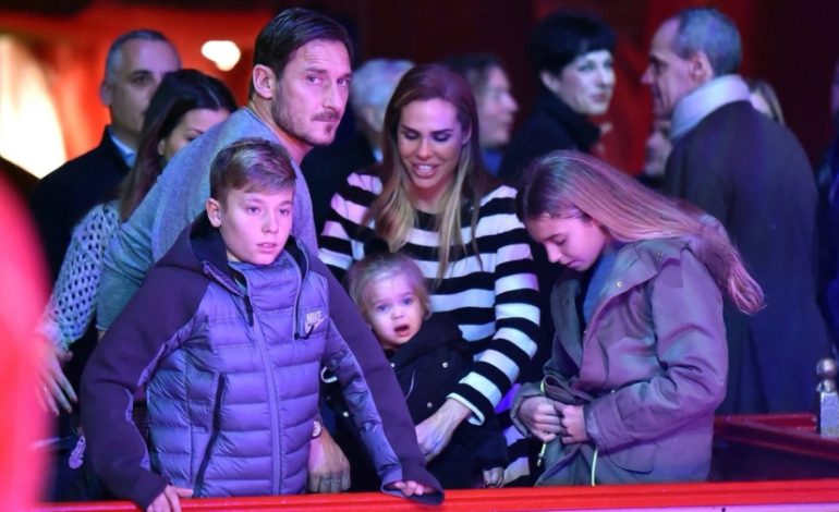 ‘Nuk je më babai im’/ Francesco Totti nuk foli me vajzën e tij për nëntë muaj pas divorcit