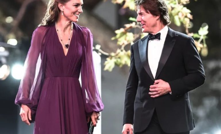Tom Cruise bëri një gjest të ëmbël ndaj Kate Middleton, pa ditur që shkeli këtë rregull mbretëror