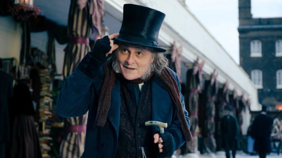 Johnny Depp në një tjetër transformim: Publikohet traileri i ‘Ebenezer’