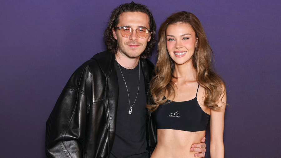 Brooklyn Beckham dhe Nicola Peltz shmangin sfilatÃ«n e Victoria Beckham nÃ« Paris: kriza familjare vazhdon