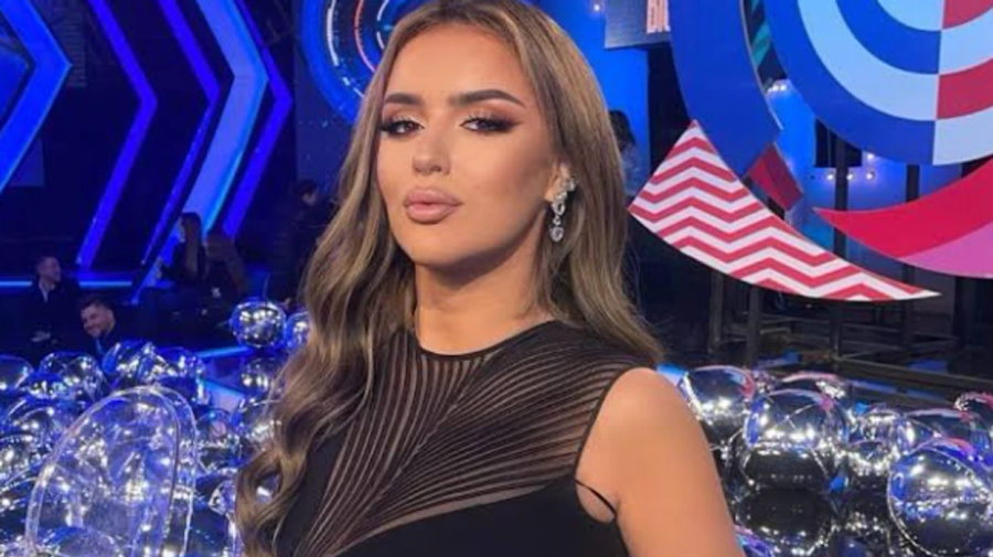FOTO/ Antonela Berisha: Nuk jam unë në videot e Adi Hilës, vajza që shfaqe ka …
